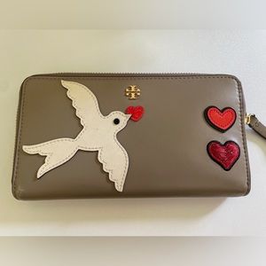 Tory burch lovebird wallet